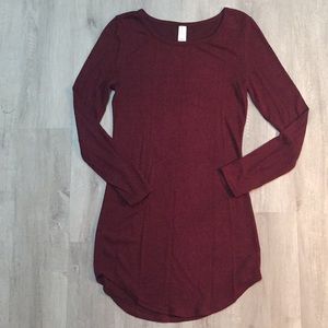 Burgundy Long Sleeve Form Fitted Top Medium